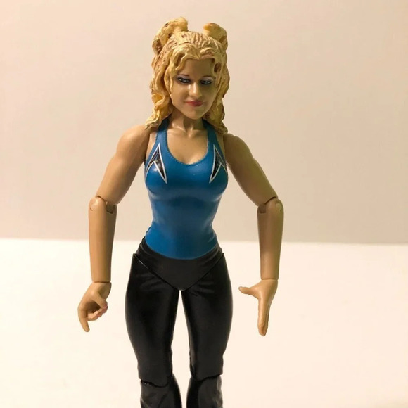 2001 WWF Molly Holly Jakks Pacific Wrestling WWE Action Figure - Picture 6 of 11